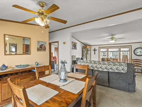 5410 Autumnash Lane Machesney Park IL 61115