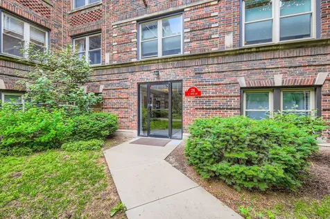 28 South 6th Avenue La Grange IL 60525