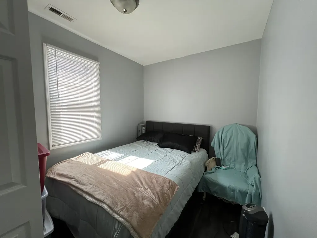 8349 South Colfax Avenue Chicago IL 60617