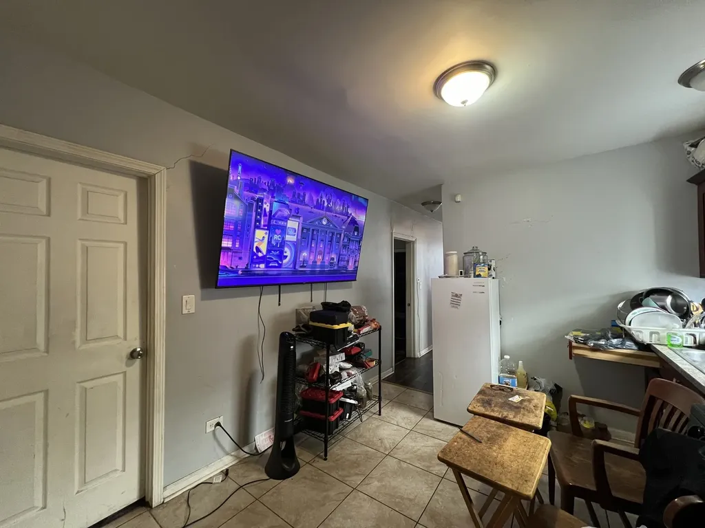 8349 South Colfax Avenue Chicago IL 60617