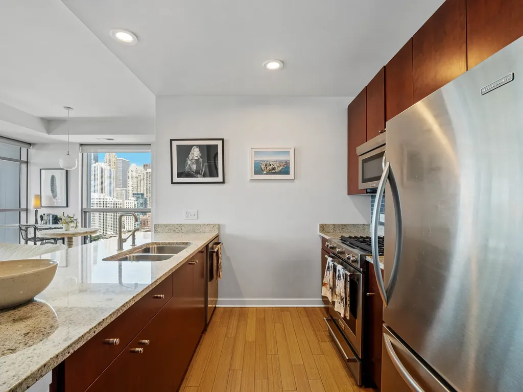 303 West Ohio Street Chicago IL 60654