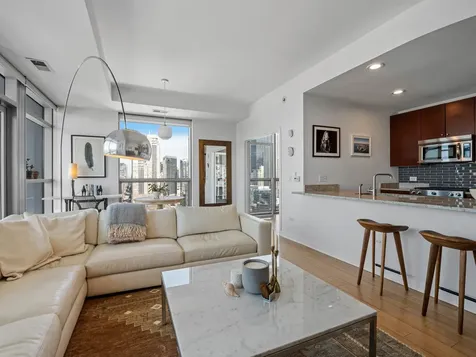 303 West Ohio Street Chicago IL 60654