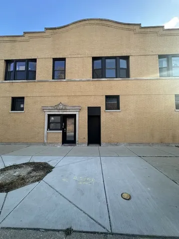 2353 North Springfield Avenue Chicago IL 60647