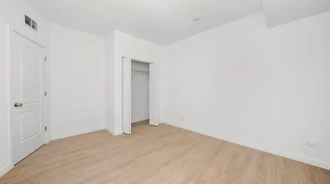 2353 North Springfield Avenue Chicago IL 60647