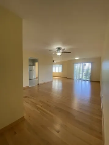 9375 Landings Lane Des Plaines IL 60016