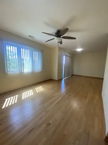 9375 Landings Lane Des Plaines IL 60016