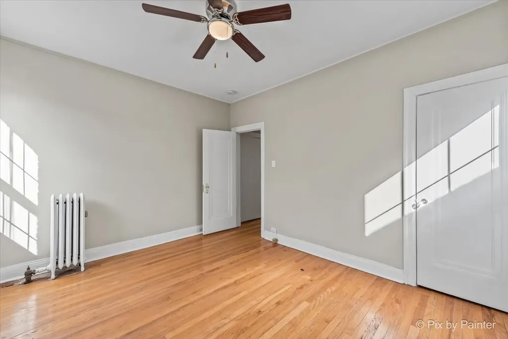 835 East 49th Street Chicago IL 60615