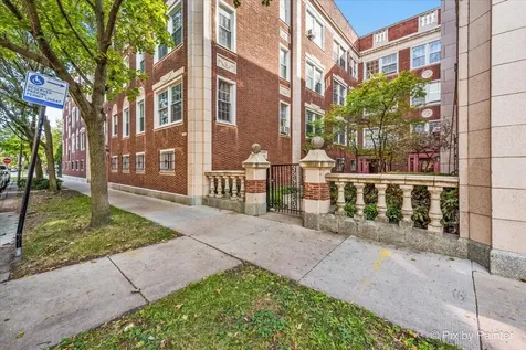 835 East 49th Street Chicago IL 60615