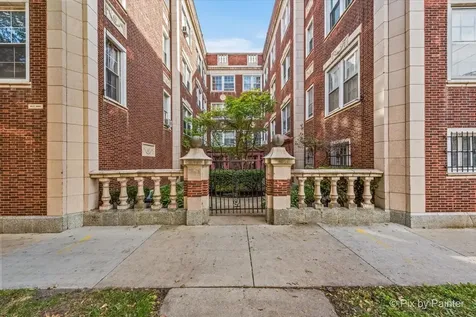 835 East 49th Street Chicago IL 60615