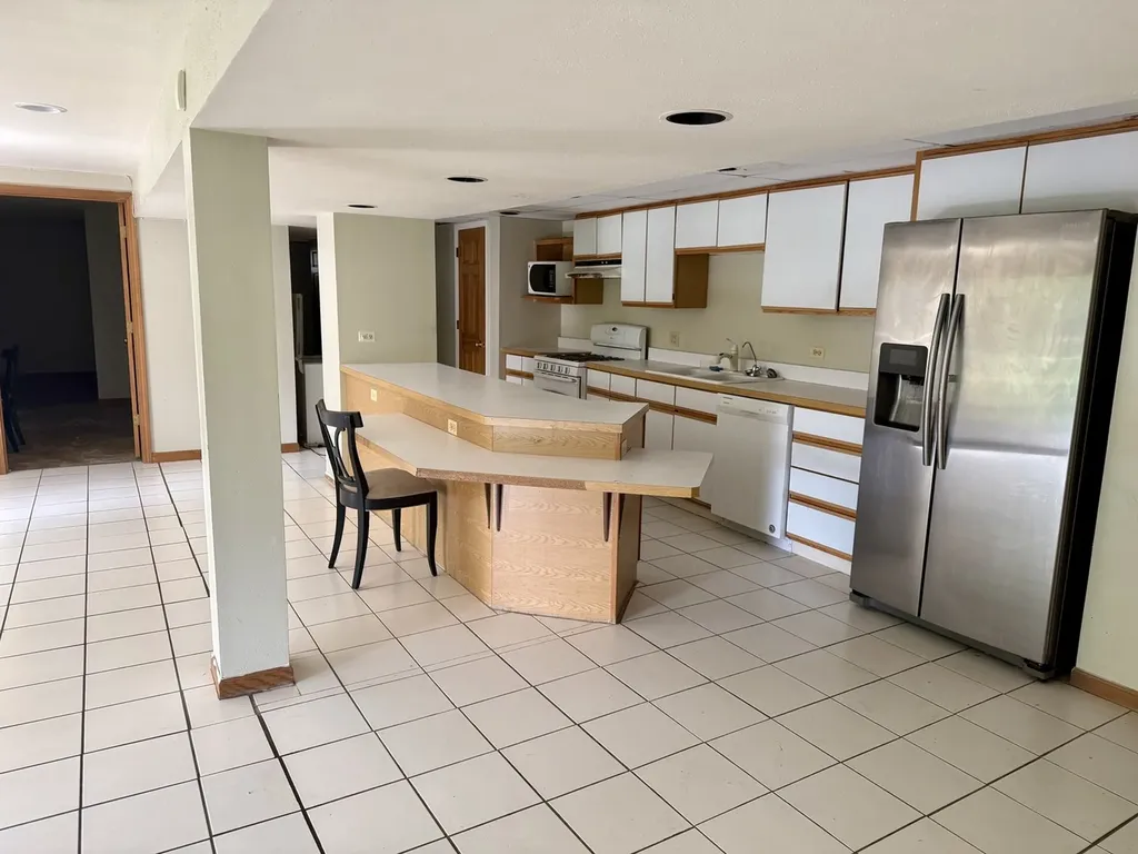 N706 Herrick Drive Wheaton IL 60187
