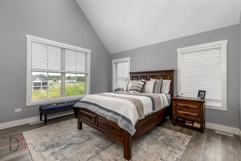 32 Waterside Way Ottawa IL 61350