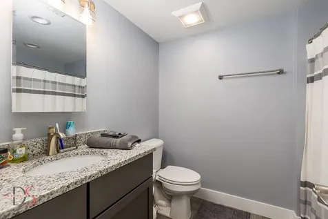 32 Waterside Way Ottawa IL 61350