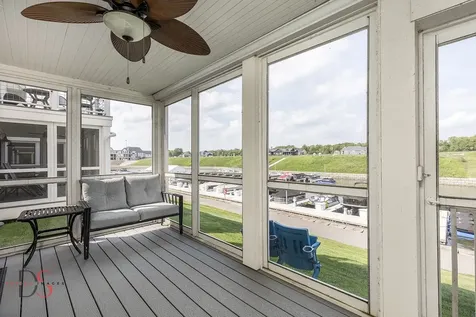 32 Waterside Way Ottawa IL 61350