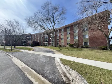 1030 South Fernandez Avenue Arlington Heights IL 60005