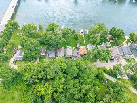 3315 South Riverdale Road Mchenry IL 60051