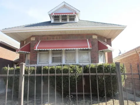 7553 South Paulina Street Chicago IL 60620