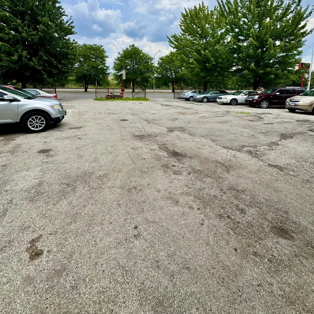 10610 South Vincennes Avenue Chicago IL 60643