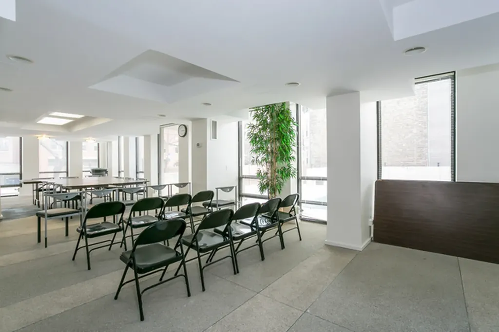 1660 North La Salle Drive Chicago IL 60614