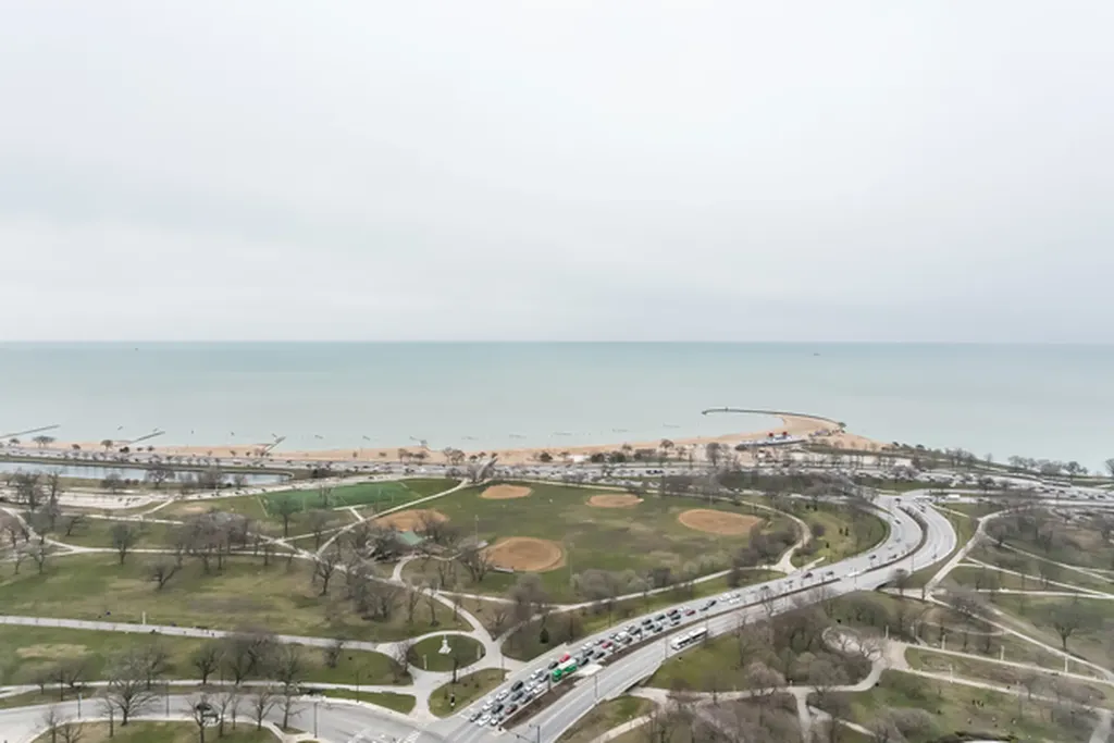1660 North La Salle Drive Chicago IL 60614