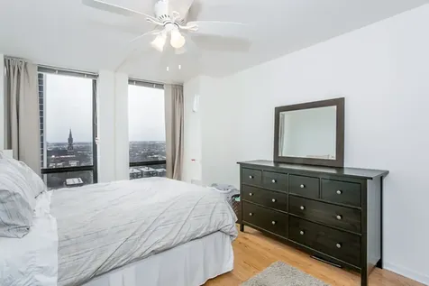 1660 North La Salle Drive Chicago IL 60614