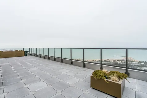 1660 North La Salle Drive Chicago IL 60614