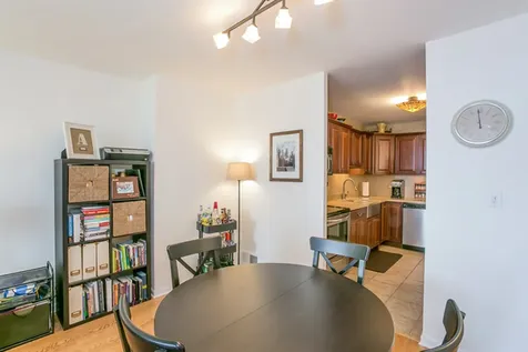 1660 North La Salle Drive Chicago IL 60614