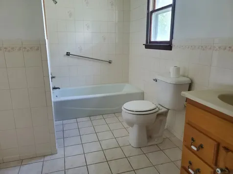 318 East Park Court Gilman IL 60938