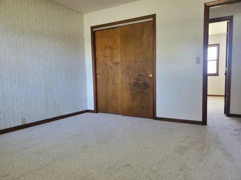 318 East Park Court Gilman IL 60938
