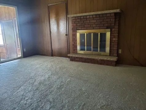 318 East Park Court Gilman IL 60938