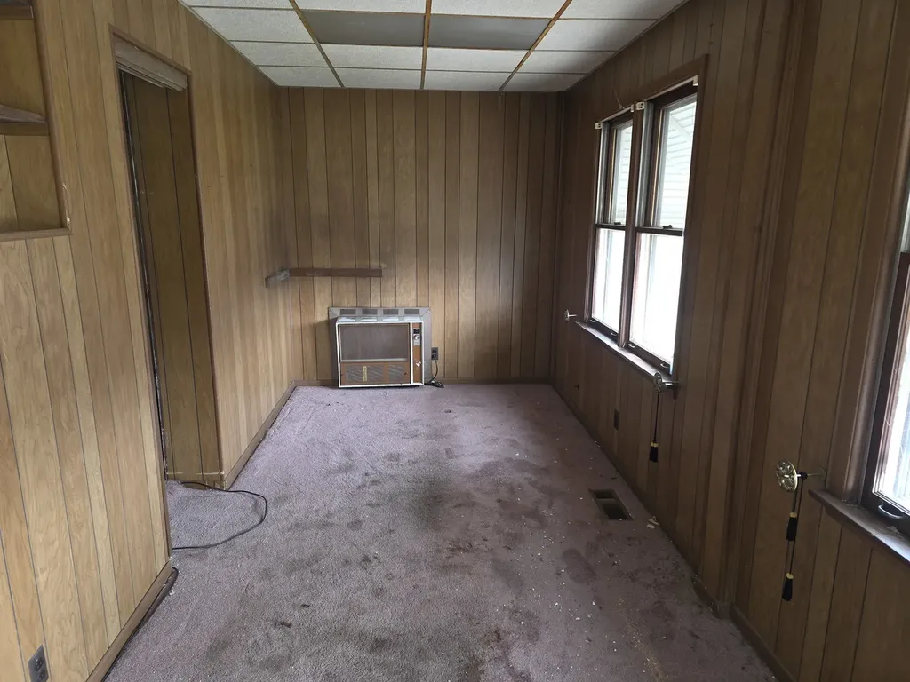 7923 South Calumet Avenue Chicago IL 60619