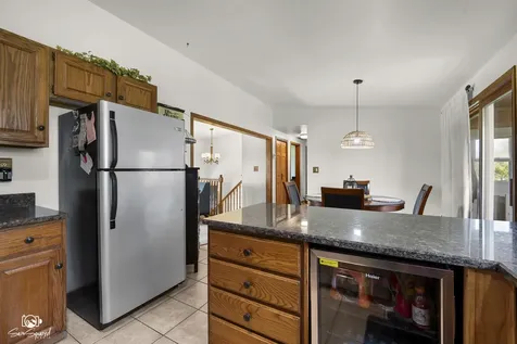 27057 South Woodlawn Avenue Crete IL 60417