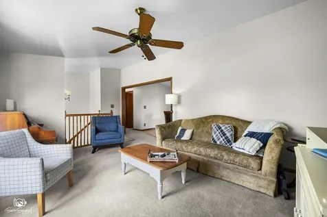 27057 South Woodlawn Avenue Crete IL 60417