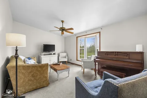 27057 South Woodlawn Avenue Crete IL 60417