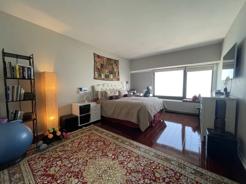 175 East Delaware Place Chicago IL 60611