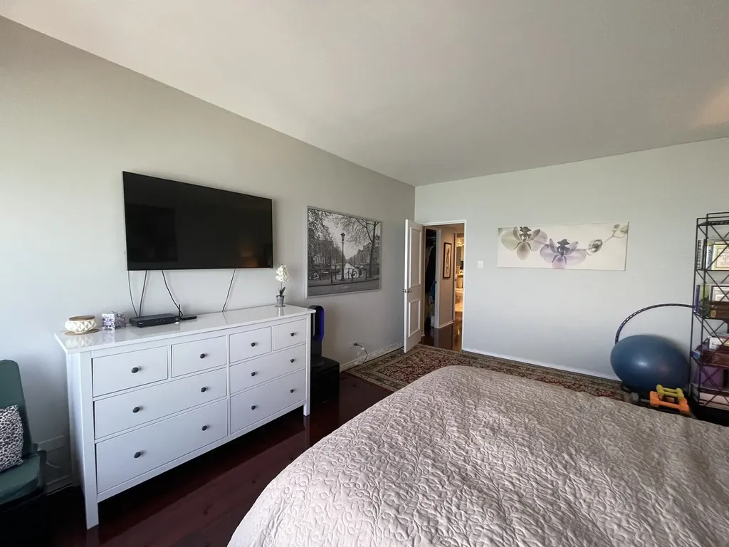 175 East Delaware Place Chicago IL 60611