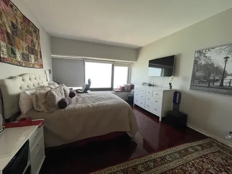 175 East Delaware Place Chicago IL 60611