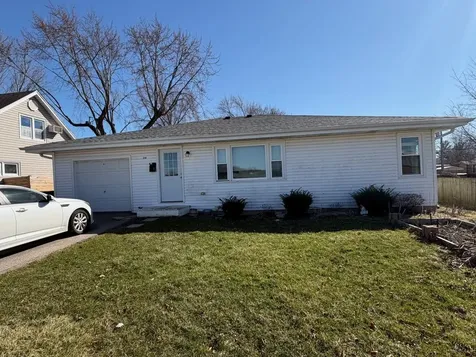 214 Minerva Avenue Wauconda IL 60084