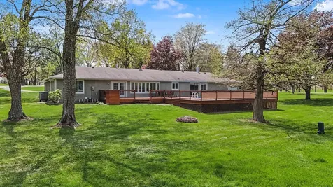1902 Golf Drive Mahomet IL 61853