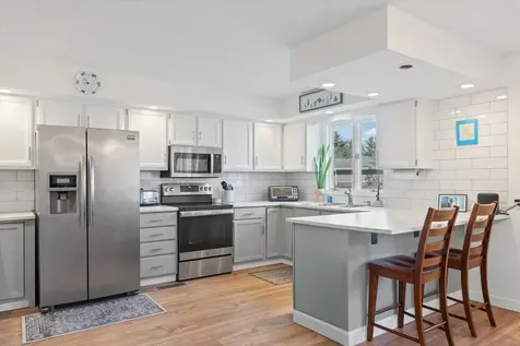 1902 Golf Drive Mahomet IL 61853