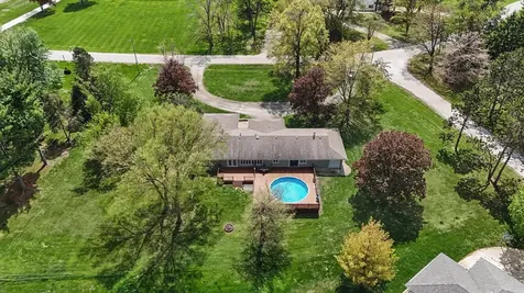 1902 Golf Drive Mahomet IL 61853