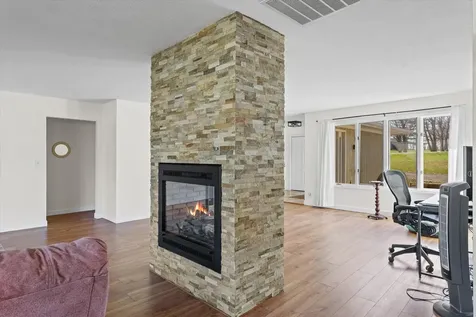 1902 Golf Drive Mahomet IL 61853
