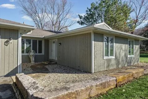 1902 Golf Drive Mahomet IL 61853