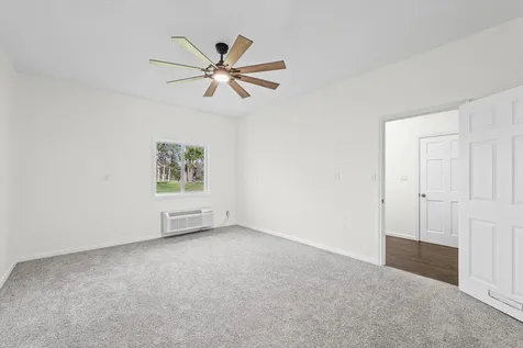 1902 Golf Drive Mahomet IL 61853