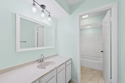 1902 Golf Drive Mahomet IL 61853