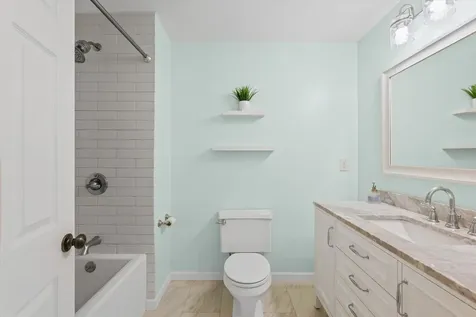 1902 Golf Drive Mahomet IL 61853