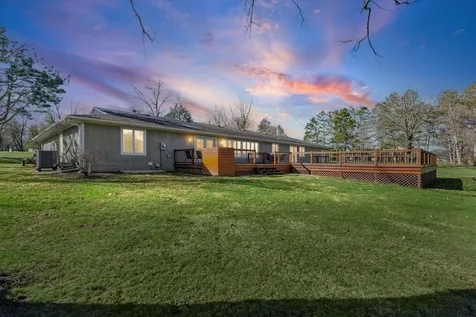 1902 Golf Drive Mahomet IL 61853