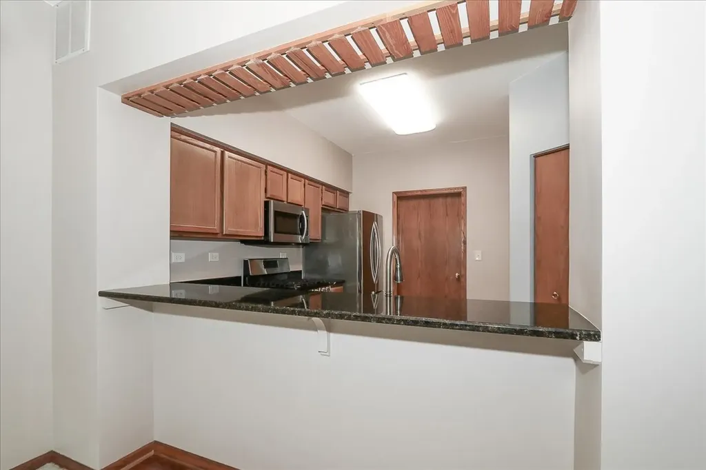 202 Sierra Pass Drive Schaumburg IL 60194