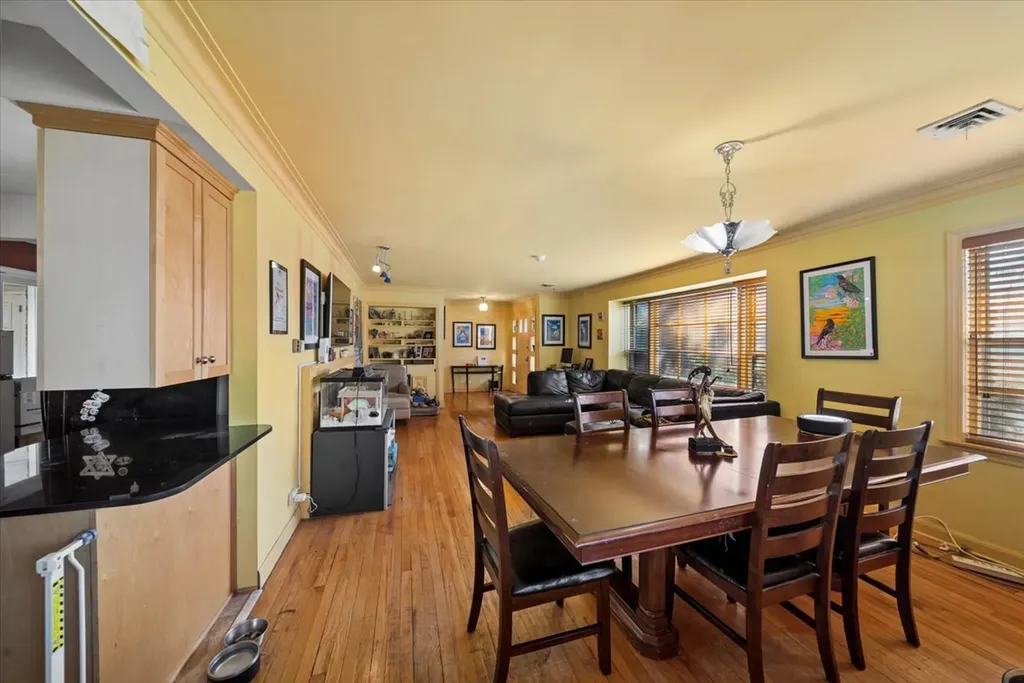 105 North Main Street Lombard IL 60148