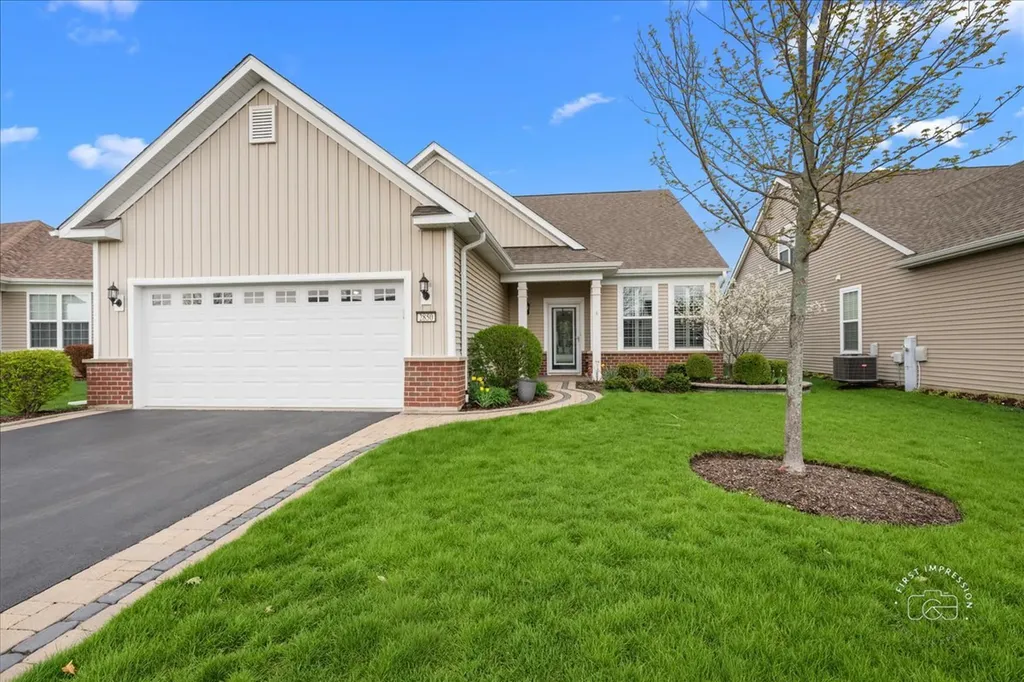 2850 Stoney Creek Drive Elgin IL 60124