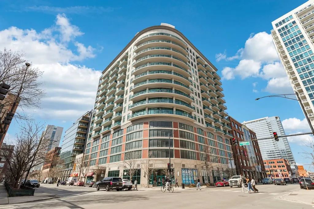 340 West Superior Street Chicago IL 60654